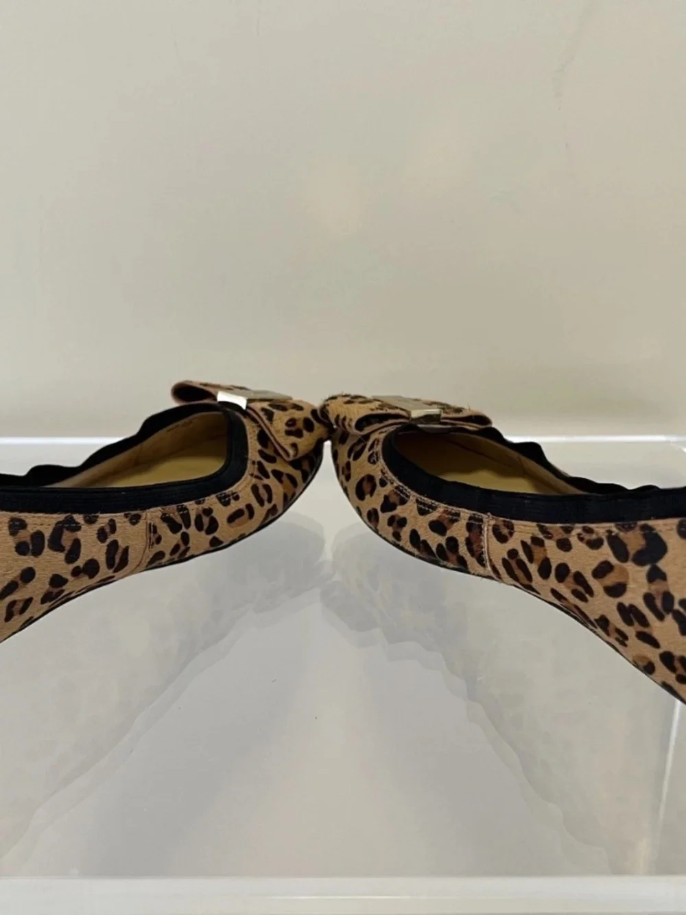 Kate Spade Leopard Print Ballet Flats With Gold Accent Womens Size 6m